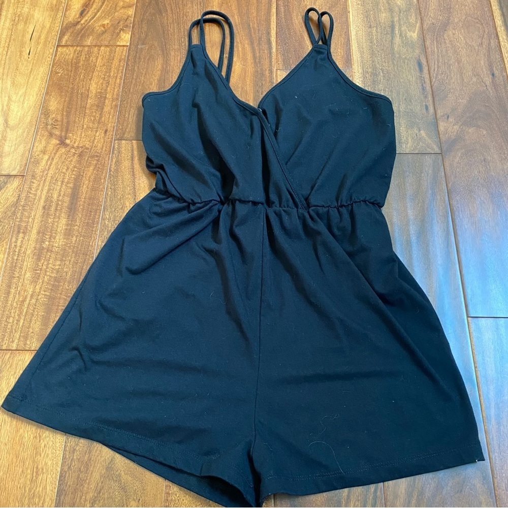 SHEIN Women’s Black Basic Romper Spaghetti Straps Size Medium